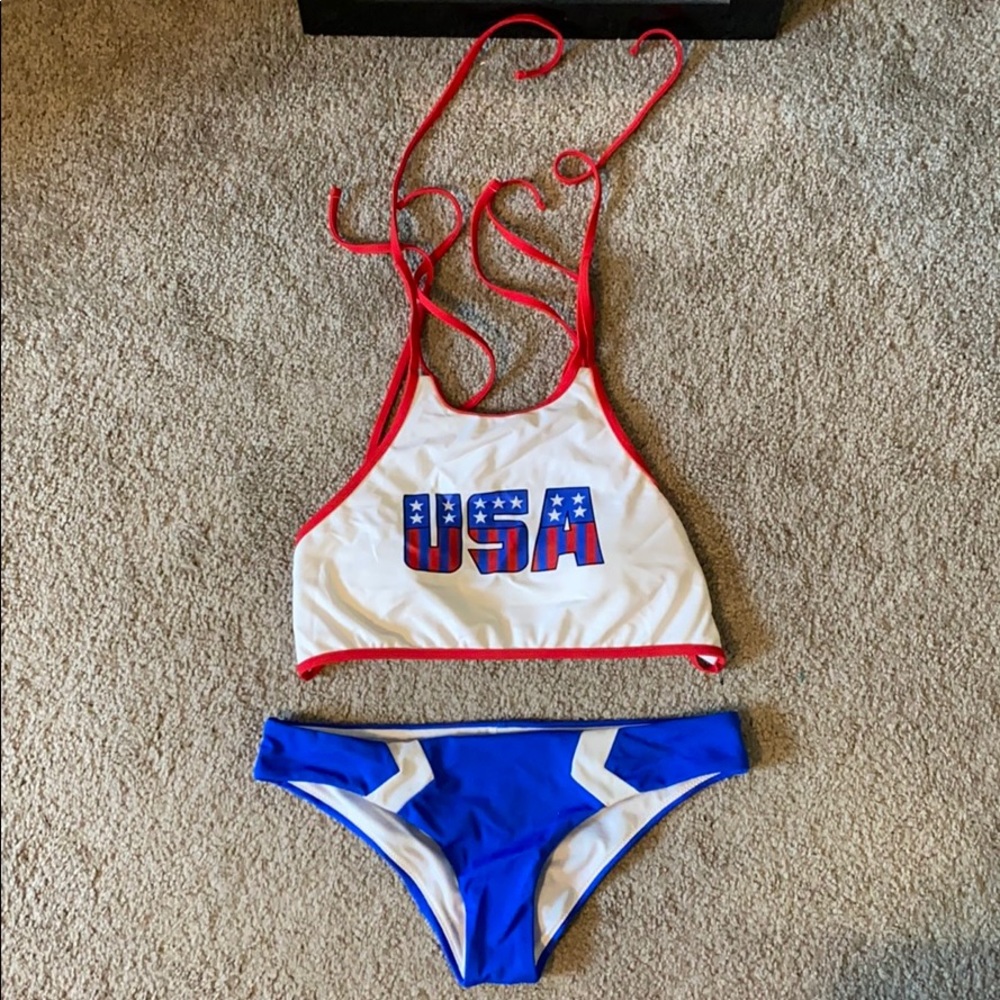PACSUN USA BIKINI TOP WITH VS BIKINI BOTTOM
